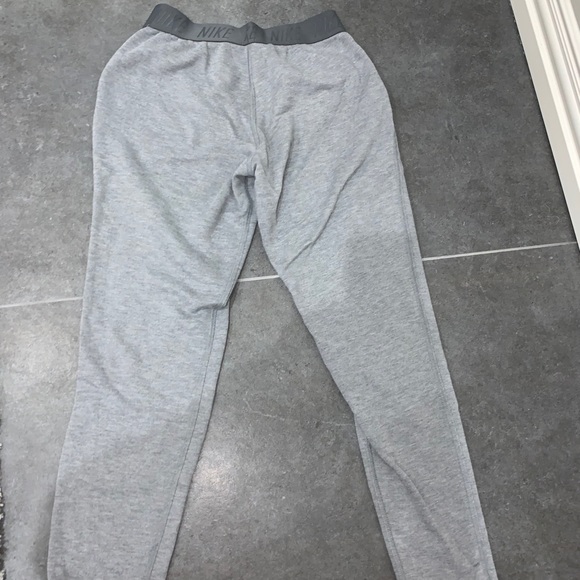 Grey NIKE joggers - Picture 2 of 3